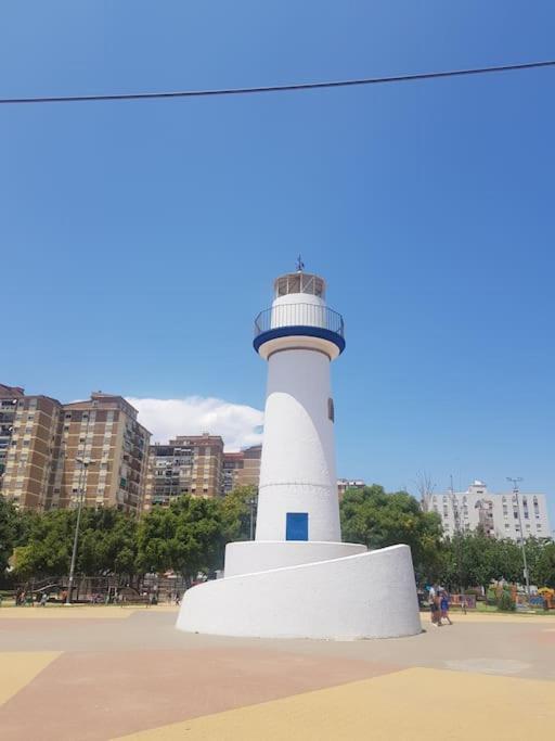 Apartamento Malaga 300 Metros De La Playa Dış mekan fotoğraf